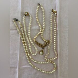 Costume Pearl Necklaces Vintage